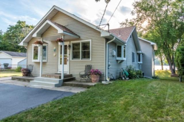 34976 N Augustana Ave., Ingleside, IL 60041