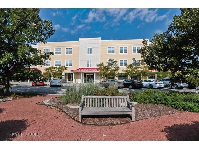 960 Harris Rd. #24, Grayslake, IL 60030