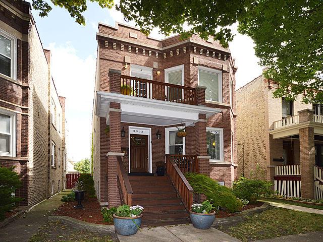 3933 N Mozart St., Chicago, IL 60618