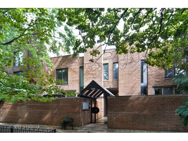 2235 N Lakewood Ave. #EN, Chicago, IL 60614