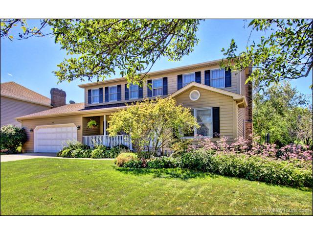 154 N Buckingham Dr., Sugar Grove, IL 60554