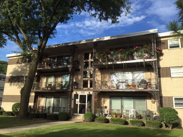 1001 S 8th Ave. #11, La Grange, IL 60525