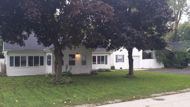 374 Elmwood Ave., Crystal Lake, IL 60014