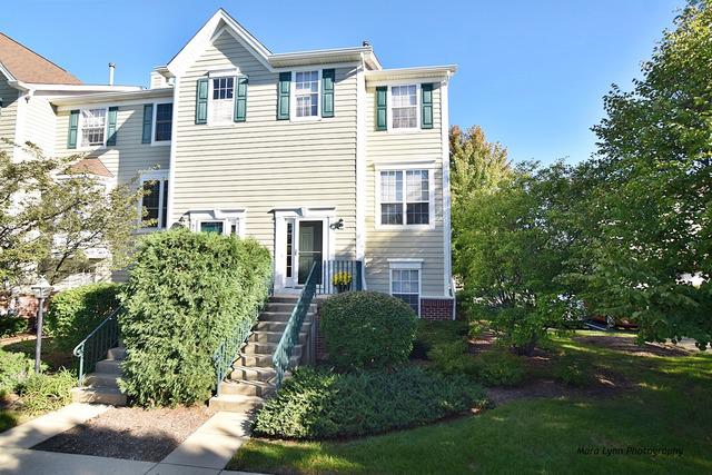 2438 Courtyard Cir. #1, Aurora, IL 60506