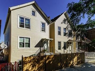 [Address Unavailable], Chicago, IL 60608