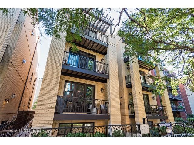 2223 W Wabansia Ave. #2E, Chicago, IL 60647