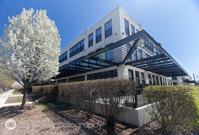 1001 W 15th St. #228, Chicago, IL 60608