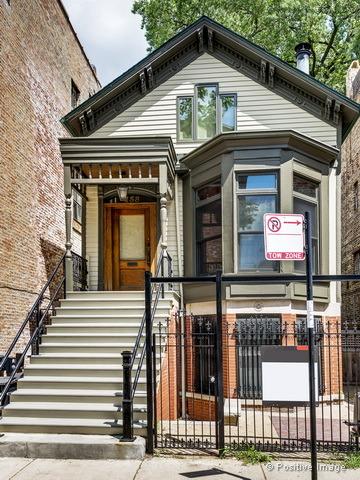 158 W Schiller St., Chicago, IL 60610