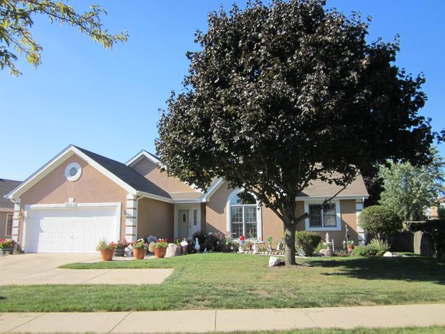 1040 Sheffer Rd., Aurora, IL 60505