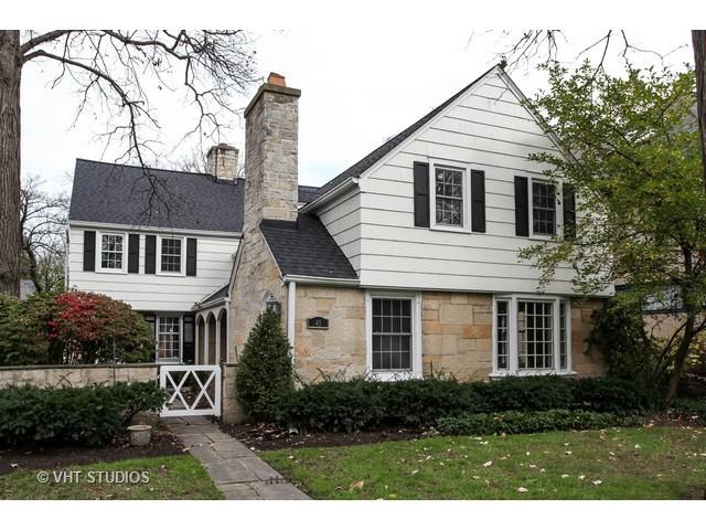 2415 Lincoln St., Evanston, IL 60201