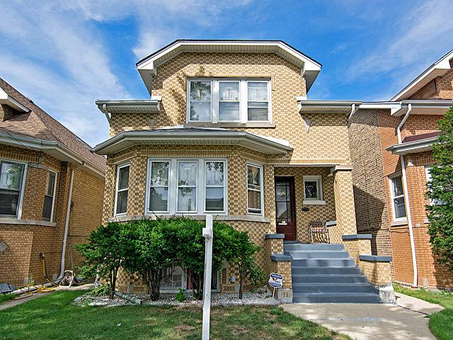 6026 W Barry Ave., Chicago, IL 60634