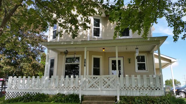 206 E Green St., Forreston, IL 61030