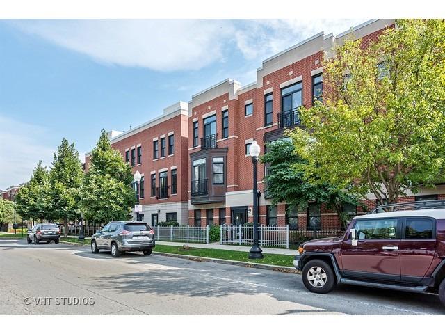 943 W 14th Pl. #3A, Chicago, IL 60608