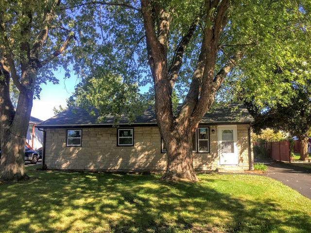 1358 Teakwood Ln., Crystal Lake, IL 60014
