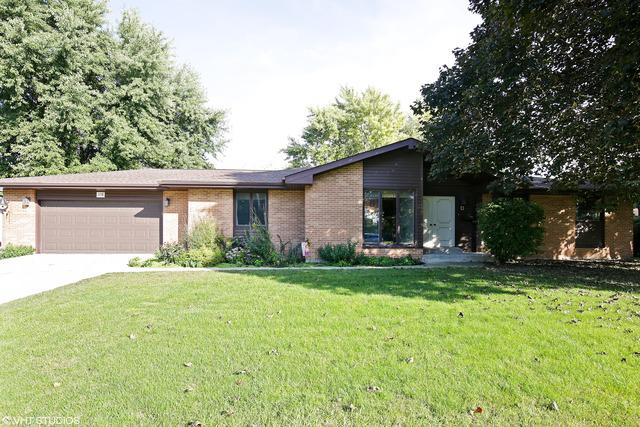 1218 S 1st St., Dekalb, IL 60115
