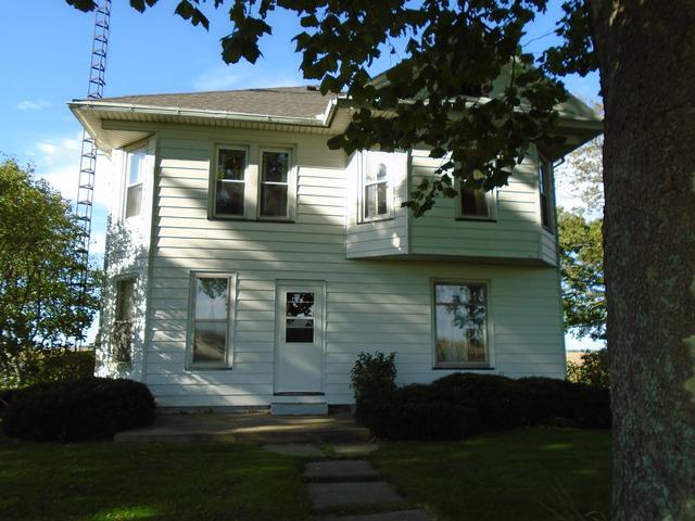 23001 3200 E. St., Lamoille, IL 61330