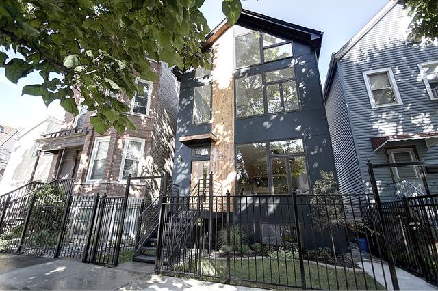 1831 N Sawyer Ave., Chicago, IL 60647