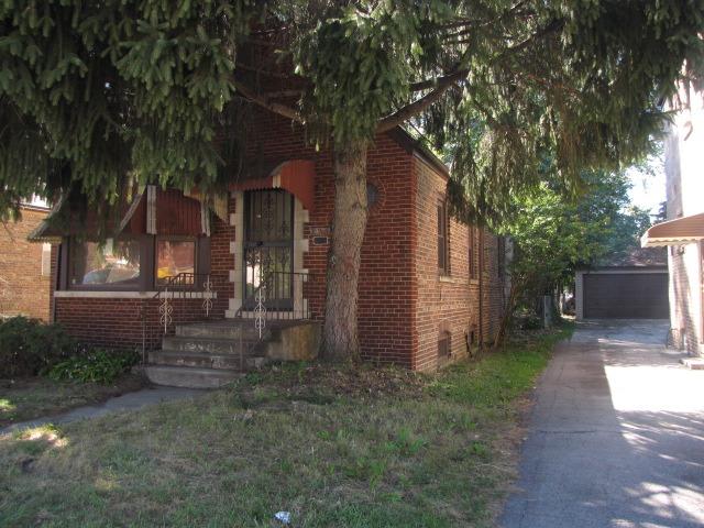 10930 S Peoria St., Chicago, IL 60643