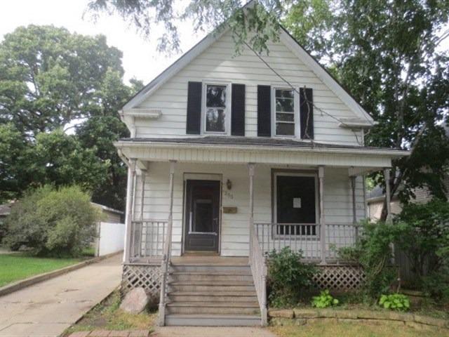 255 Plum St., Aurora, IL 60506