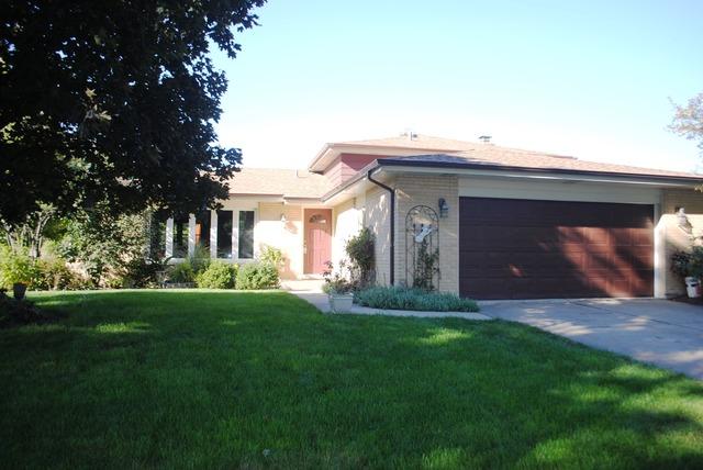 1622 Clemens Rd., Darien, IL 60561