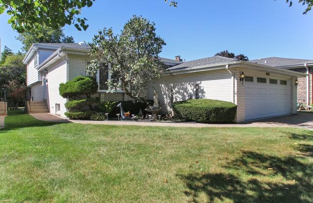 9648 Lawler Ave., Skokie, IL 60077