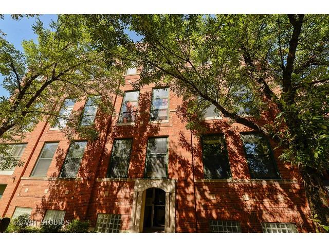 1122 W Newport Ave. #3D, Chicago, IL 60657