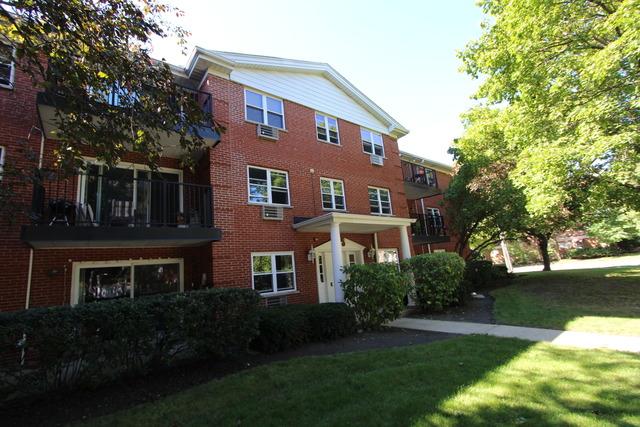 120 N Lincoln Ln. #3A, Arlington Heights, IL 60004