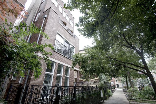 3509 N Fremont St. #1, Chicago, IL 60657