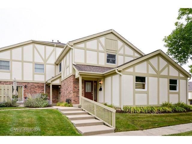 870 Bristol Dr., Barrington, IL 60010