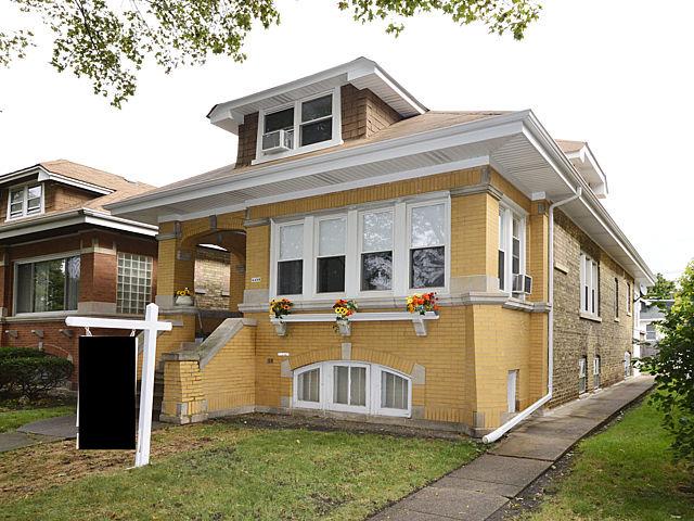 4439 N Menard Ave., Chicago, IL 60630