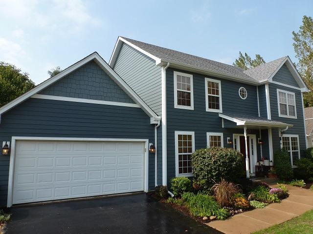 408 Pinecreek Dr., North Aurora, IL 60542