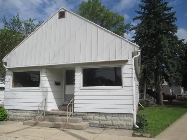 931 Franklin St., Dekalb, IL 60115