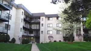 6950 W Forest Preserve Dr. #313, Norridge, IL 60706