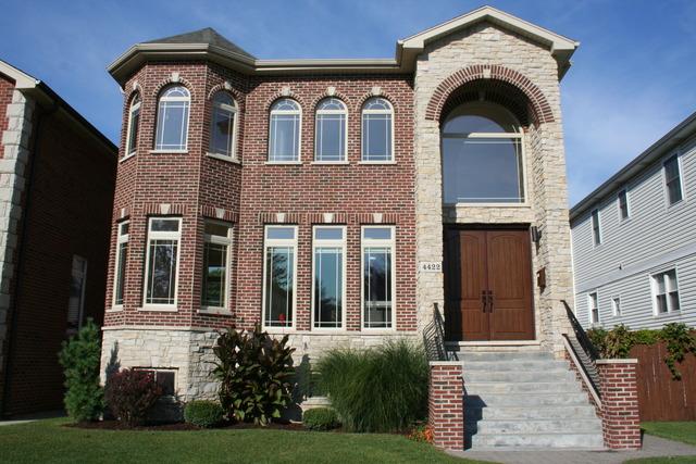 4422 N Mobile Ave., Chicago, IL 60630