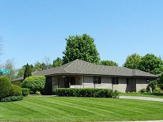 340 Carriage Hill Ct., Sugar Grove, IL 60554