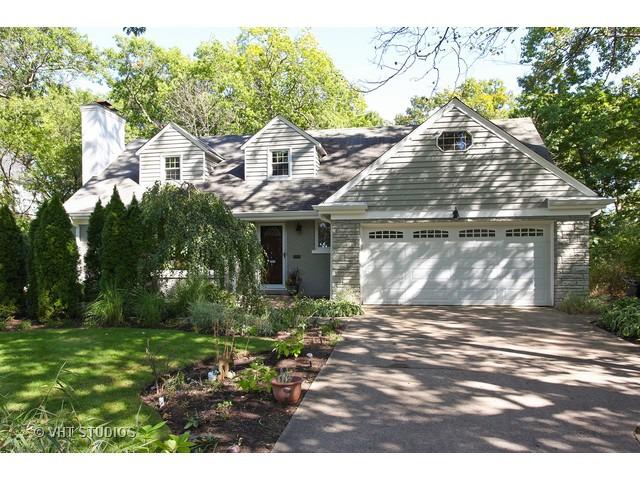 421 Lakeside Pl., Highland Park, IL 60035