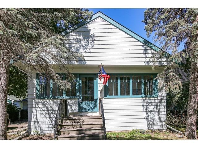922 Chicago Ave., Downers Grove, IL 60515