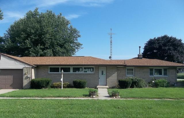 1248 Market St., Nachusa, IL 61057