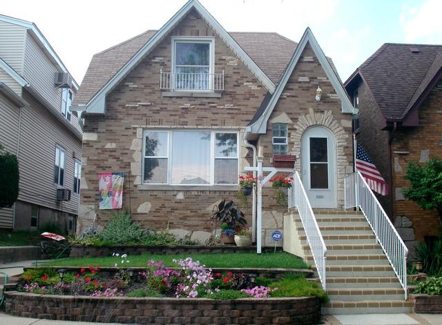 6330 W Roscoe St., Chicago, IL 60634