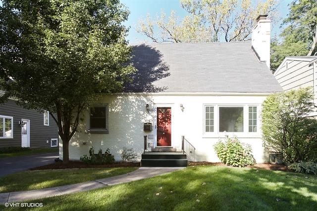 224 Holmes Ave., Clarendon Hills, IL 60514
