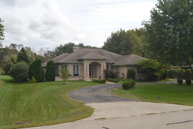 11S345 Carpenter St., Lemont, IL 60439