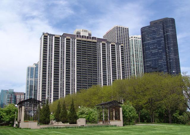 400 E Randolph St. #3401, Chicago, IL 60601