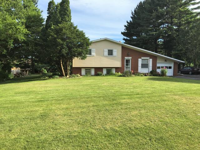 348 Swanson Rd., Sycamore, IL 60178