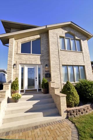 7450 W Winnemac Ave., Harwood Heights, IL 60706