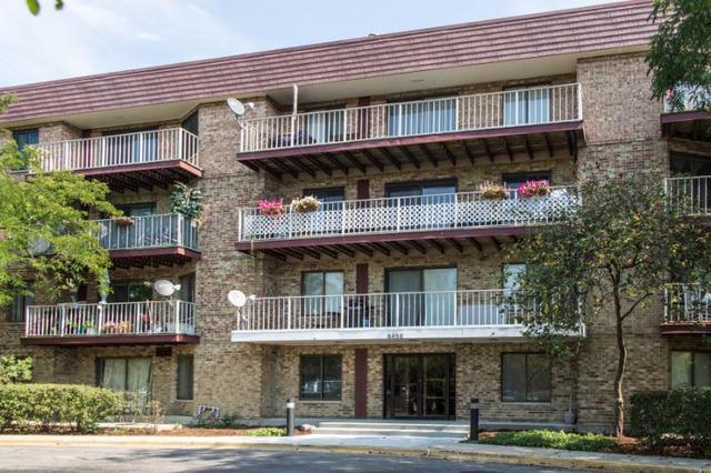 5450 Astor Ln. #310, Rolling Meadows, IL 60008