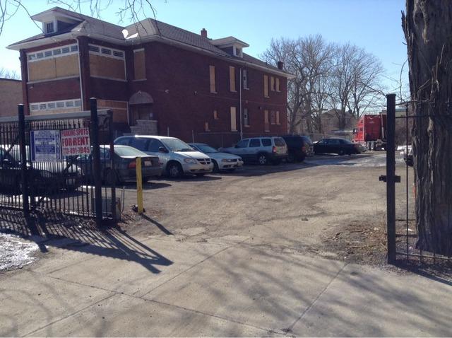 7810 S South Shore Dr., Chicago, IL 60649