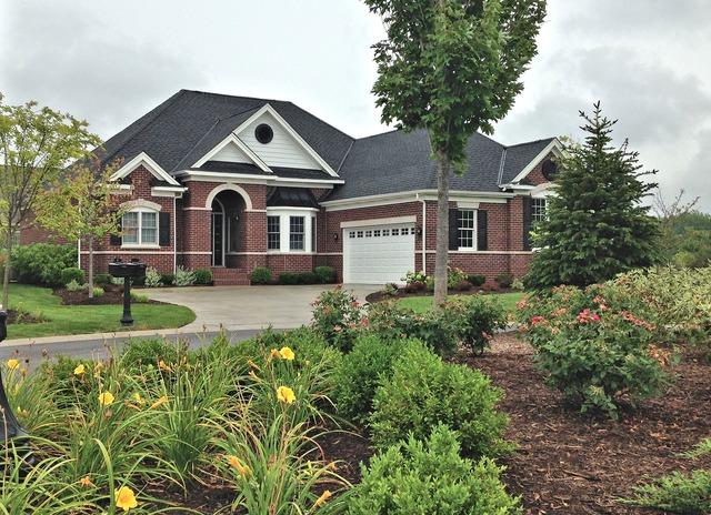 2 Bryce Ct., South Barrington, IL 60010