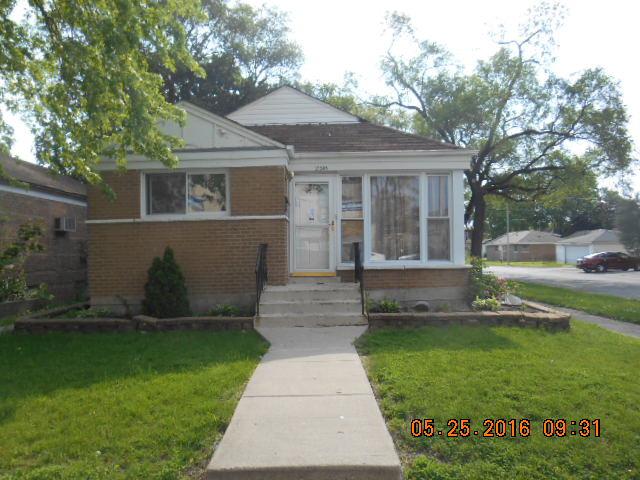 12545 S Winchester Ave., Calumet Park, IL 60827