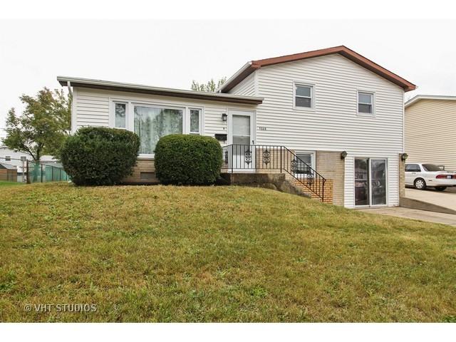 5808 Victoria Dr., Oak Forest, IL 60452
