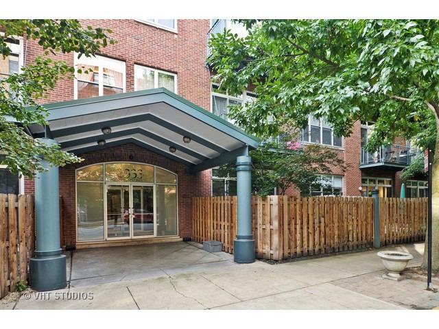 2333 W St Paul Ave. #132, Chicago, IL 60647